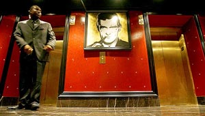 2007-07-27-luxuryhotelsuites.jpg