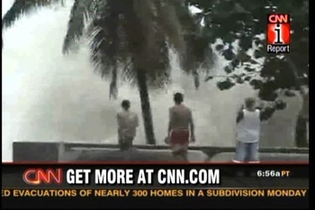 2007-08-21-CNNIreporthurricanedean.JPG