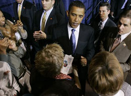 2007-09-13-obamapet.jpg
