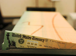 2007-10-18-social_security_check.jpg