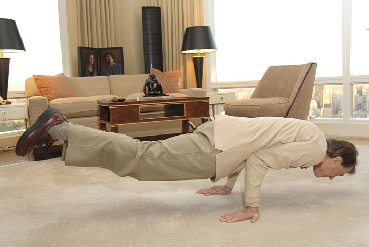 2008-03-26-haroldyoga2.jpg