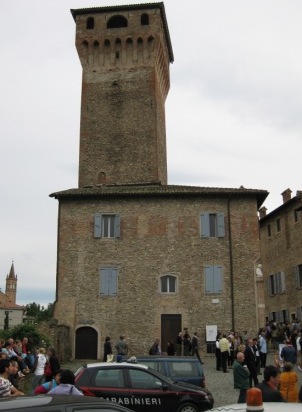 2008-07-22-modenaitalyjune08photobyJTM082.JPG