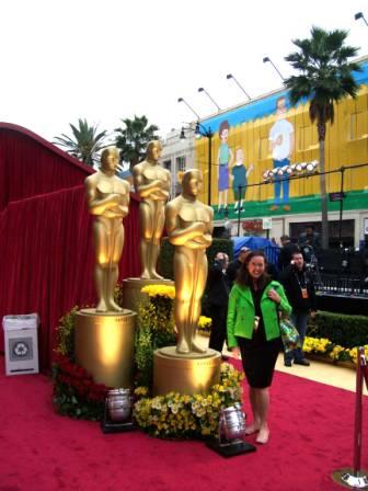 2009-02-24-HuffPost3oscarspaigestanding.jpg