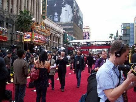 2009-02-24-oscarredcarpetambience2.jpg