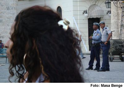 2009-09-13-policias.jpg
