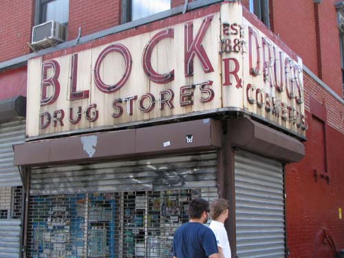 2009-10-01-block.drug.2.6.jpg
