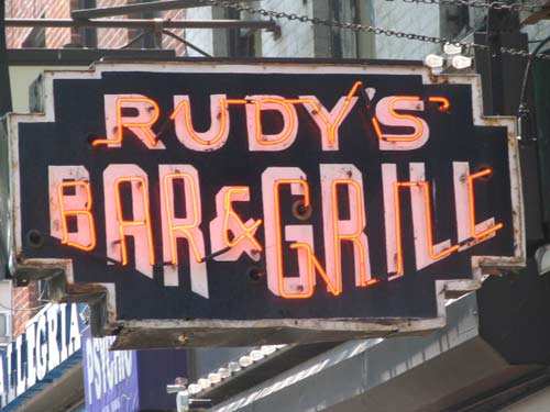 2009-10-01-rudys.jpg