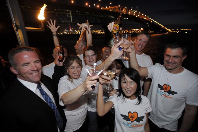2009-10-20-9_ANZPARTY008RFflightcrew.jpg