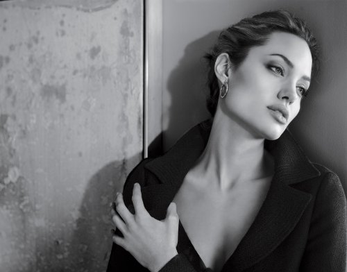 angelina jolie 2010. 2010-01-08-