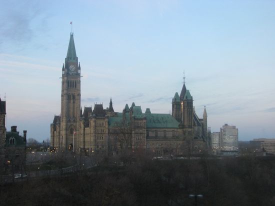 2011-06-30-ParliamentHill2.jpg