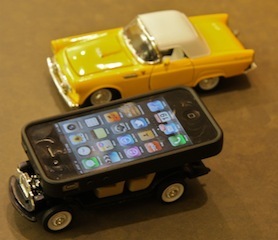2011-10-20-iphonewithtailfins.jpg