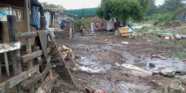 2011-12-01-abahlalibaseMjondoloflooddamage.jpg