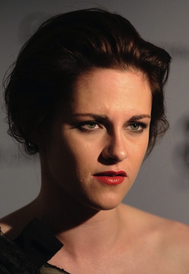 2011-12-22-images-Kristenmakeup.jpg