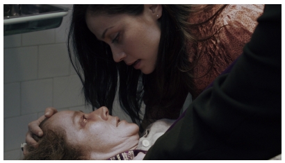2012-01-09-Devil_Inside_14251325788959di_78_410.jpg