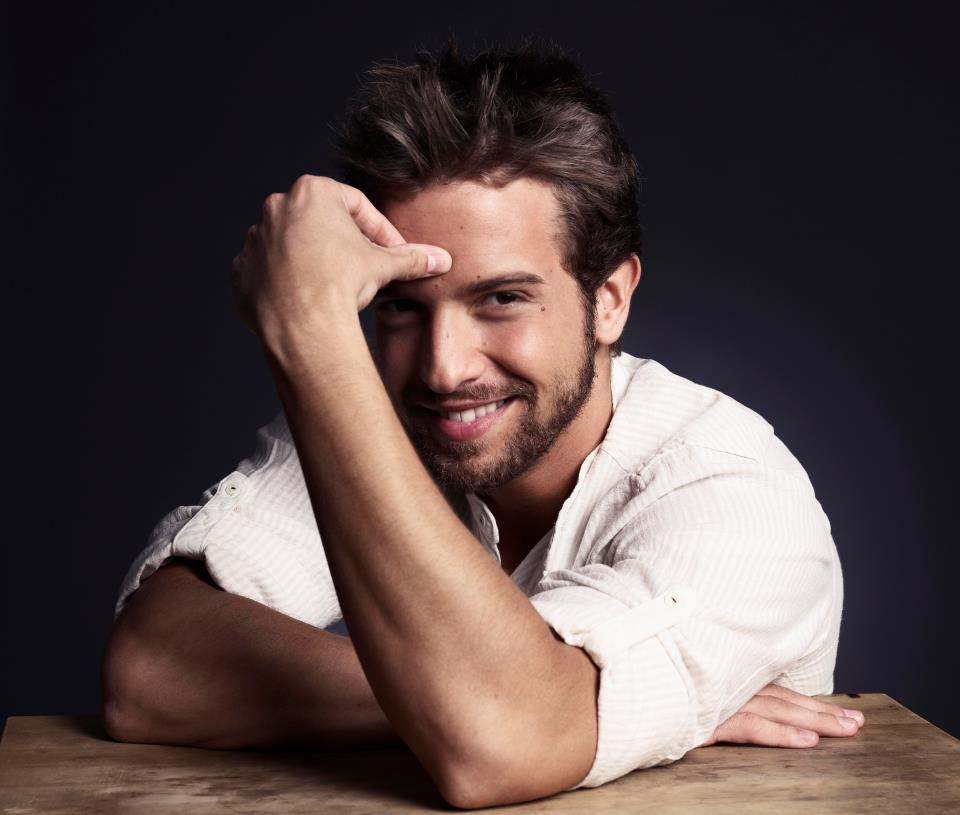 Introducing Latin Singer Songwriter Pablo Alboran HuffPost