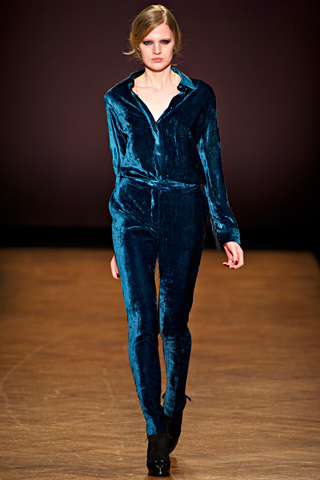 2012-03-17-2012.03.15PaulSmithWomenswearAutumnWinter201230.jpg