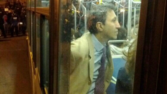 2012-06-07-khadirautobus.jpg