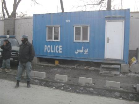 2012-06-11-Kabulpoliceinstreet1.JPG