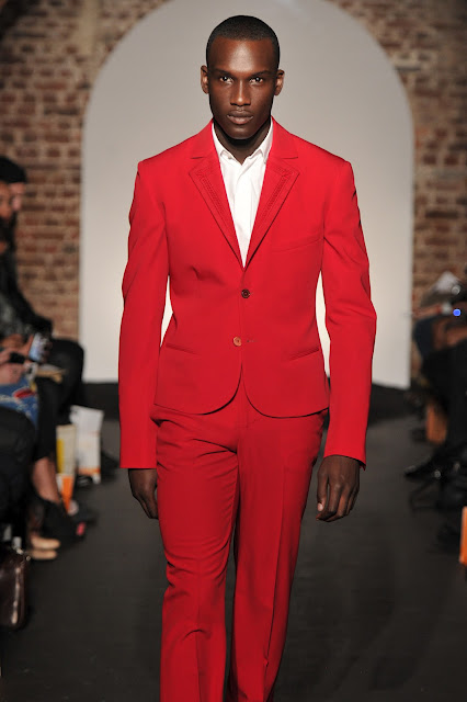 2012-06-22-MatteoMolinariMenswearSpringSummer20136.jpg