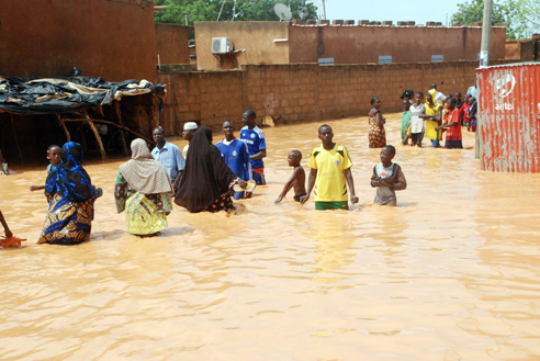 2012-08-20-Niameyflooding492.png