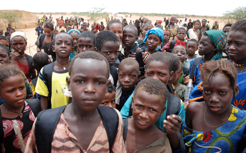 2012-08-20-malianrefugeechildren492.png