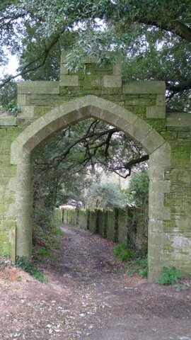 2012-09-05-StMinverArchsmall.jpg