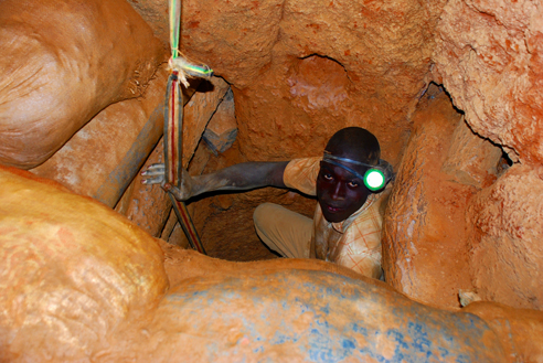 2012-09-13-Childrengoldminers_492.jpg