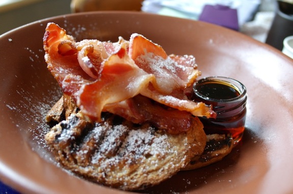 2012-11-18-BicycleShopBreakfast_LaurenRazavi.jpg