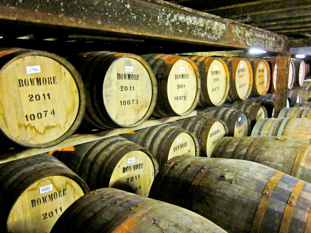 2012-11-30-BowmoreBarrels.jpg