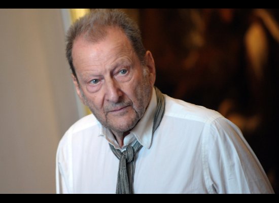 2012-12-04-lucienfreudmediumhuffington.jpg