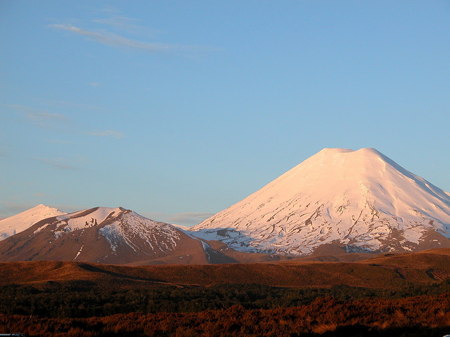 2012-12-19-MtNgauruhoe.jpg