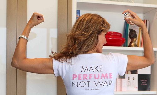 2013-04-02-closeupMakePerfumeNotWarpic.jpg