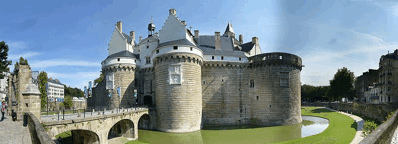 2013-04-06-ChteauDucsdeBretagne.gif