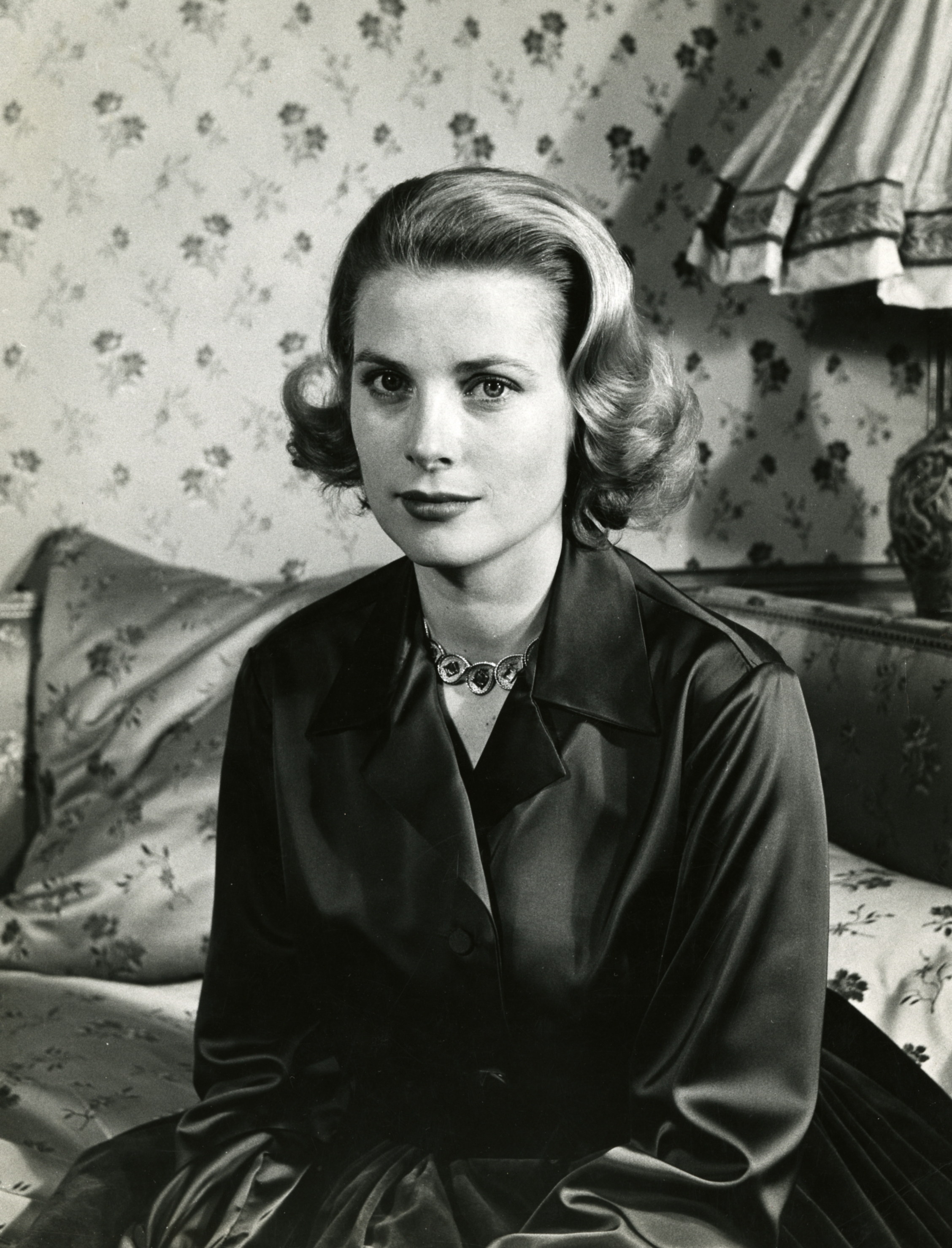 7 Unbelievably Elegant Reasons To See The Grace Kelly Exhibition Huffpost