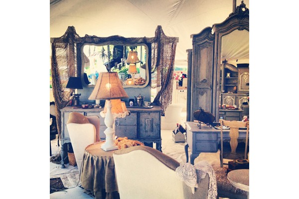 2013-09-19-armoire_original.jpg