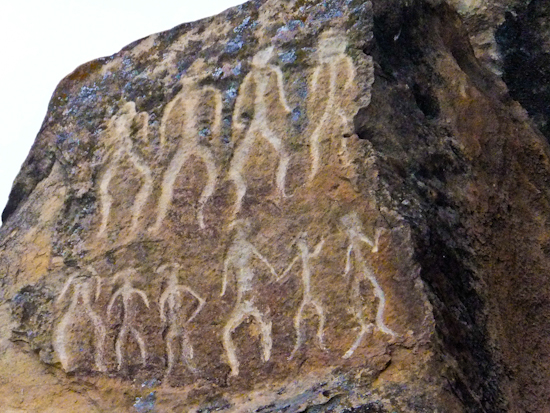 2013-12-02-GobustanPetroglyph.jpg