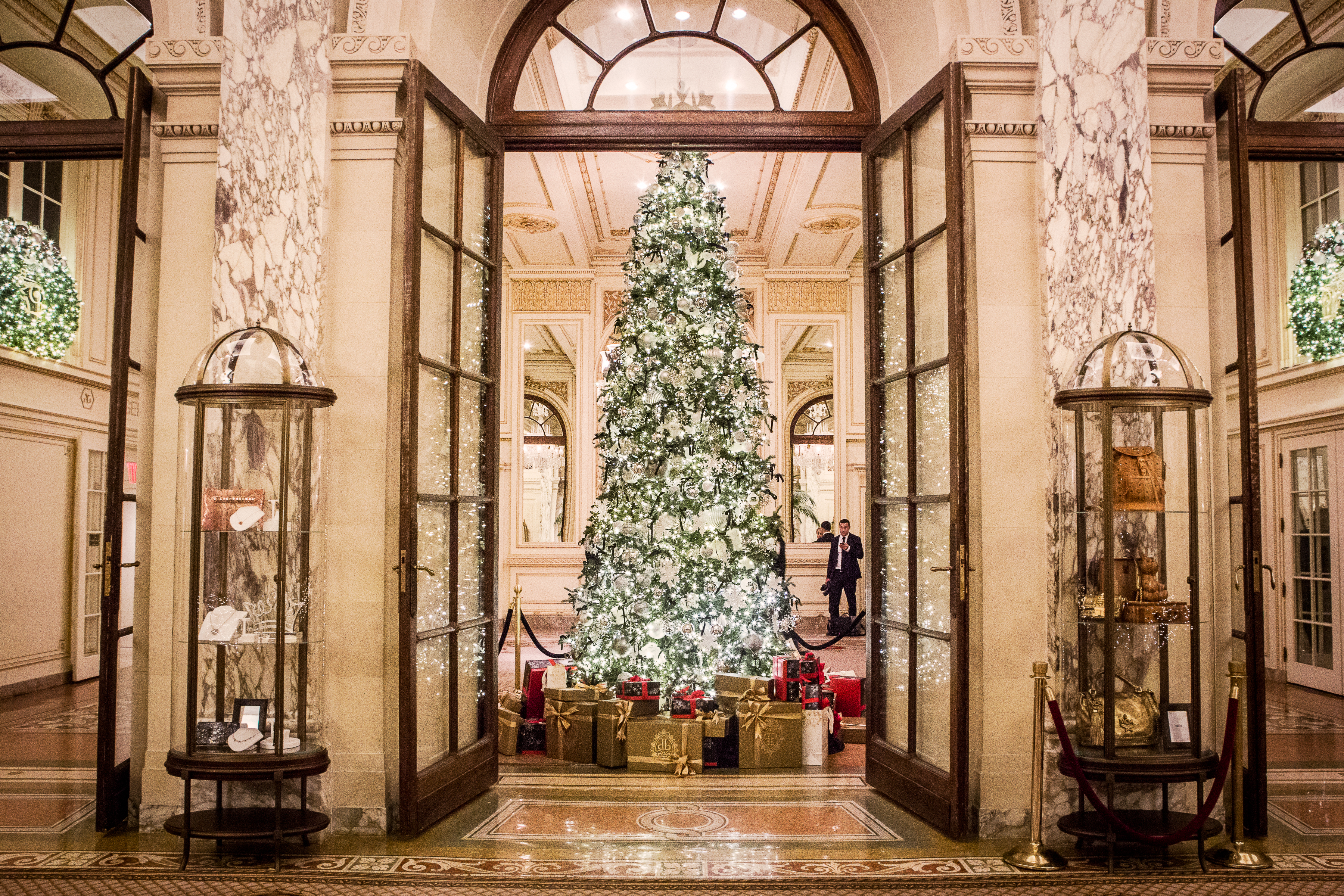 A Great Holiday Tree at the Plaza | HuffPost