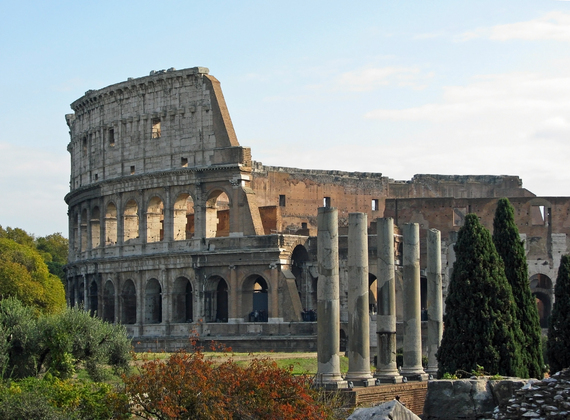 2013-12-10-HeartofItaly1RomanColoseum.jpg