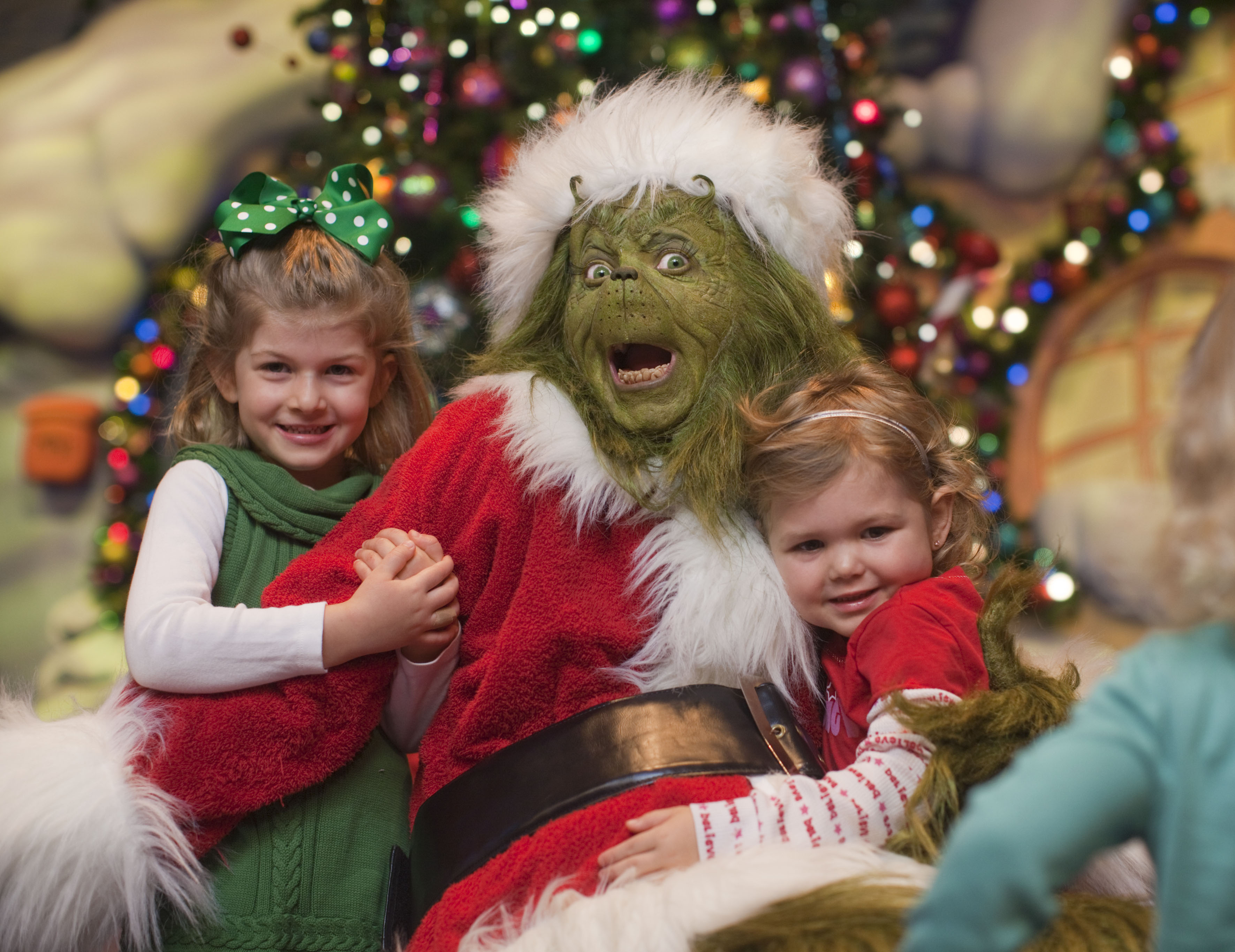 Interview With the Grinch Star of Universal Orlando's Grinchmas Speaks