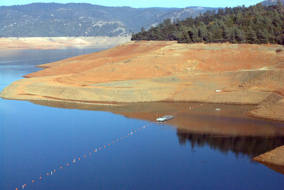 2014-02-07-OrovilleReservoirRingDec2013Gleick.jpg