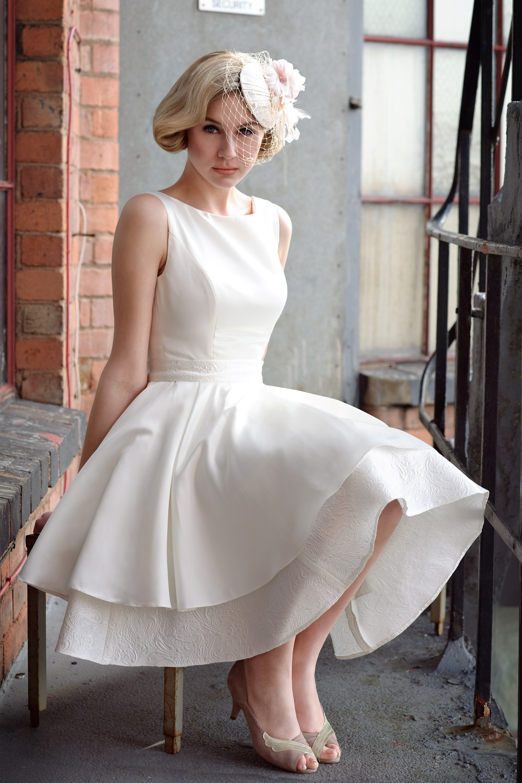 Short wedding dress