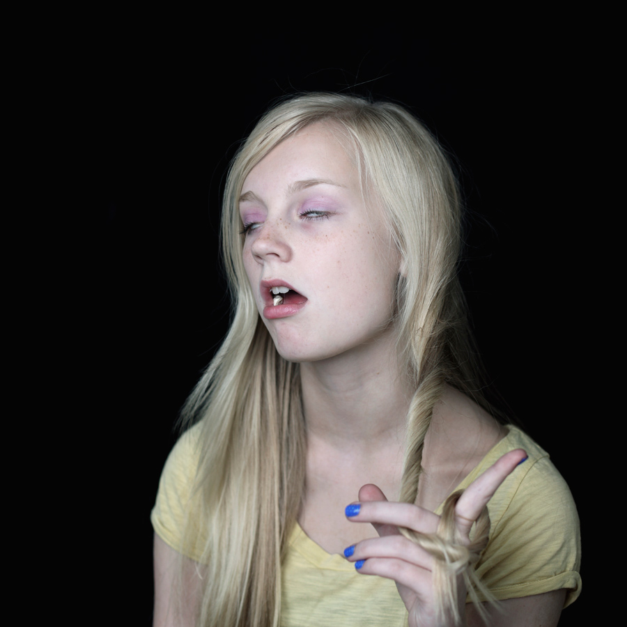 Unexpected Portraits Capture Teen Girls When They Arent Looking Huffpost