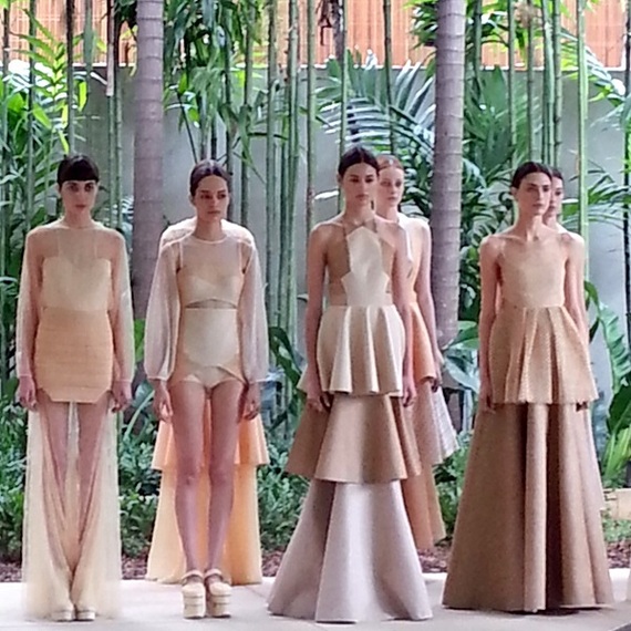 2014-04-20-PaulaRaiaSpringSummer201415SS15Womenswear_TheStyleExaminer_cJoaoPauloNunes1.jpg