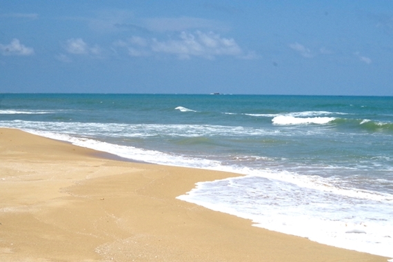 2014-05-08-NilaveliBeach.JPG