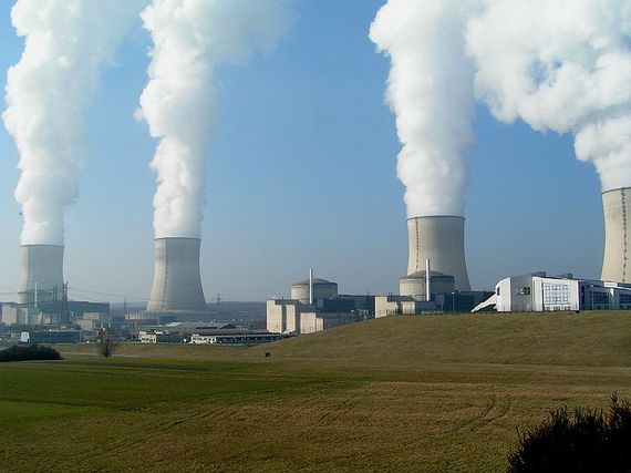 2014-05-11-800pxNuclear_Power_Plant_Cattenom.jpg