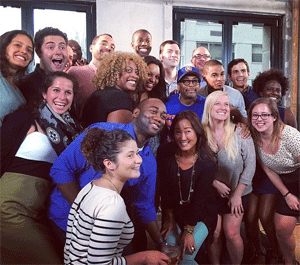 2014-06-06-SpikeLeewithAOLers_506.gif