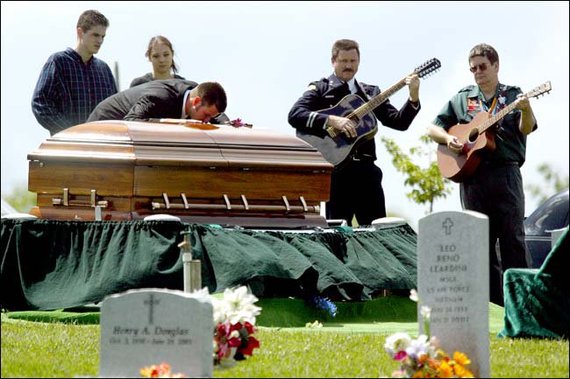 2014-06-30-CaseSheehancoffin.jpg