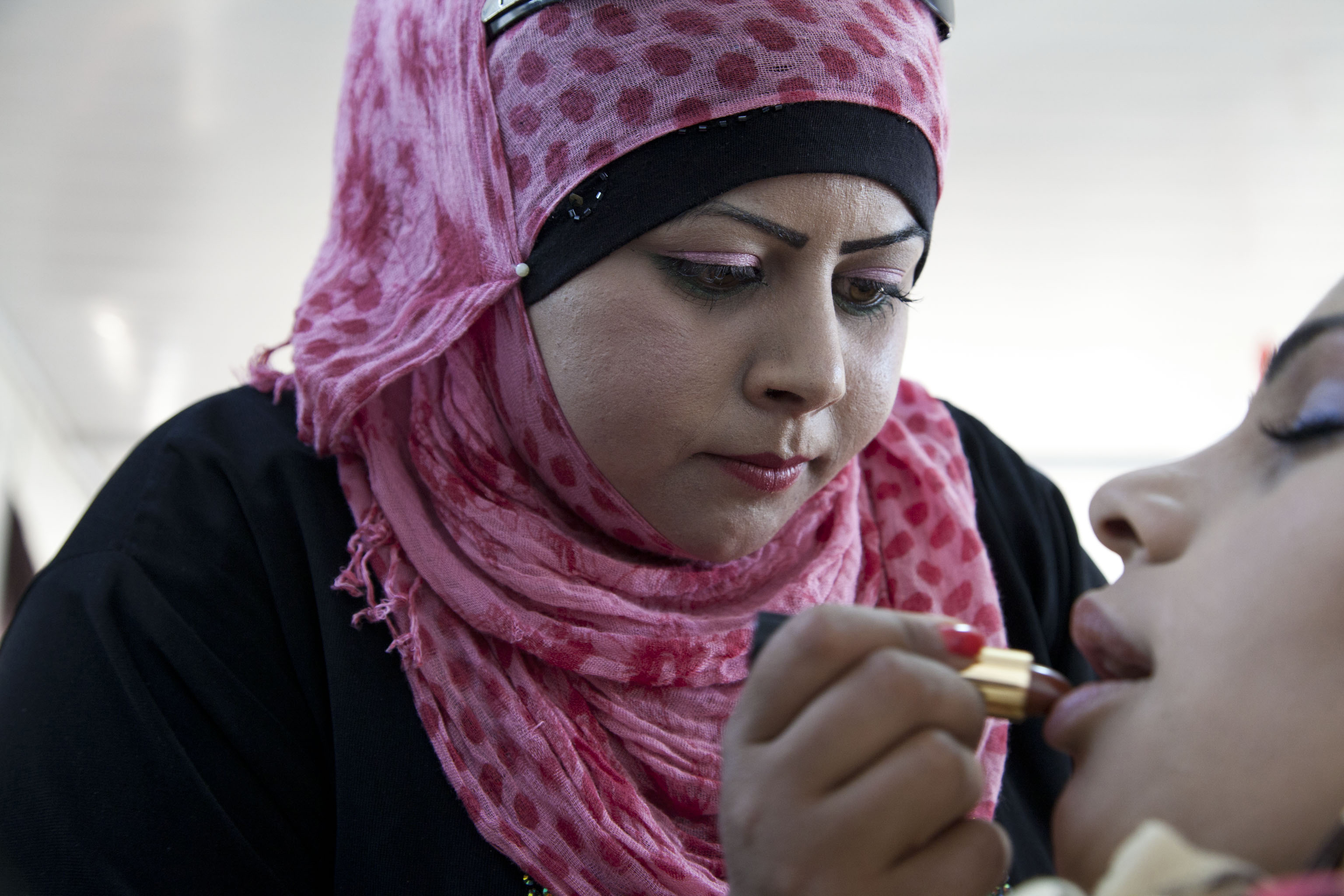 Syrian Refugee Women Are Not the Sum of Their Hardships | HuffPost The