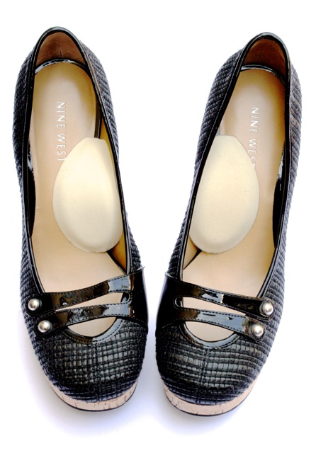 fashionable flats with arch support