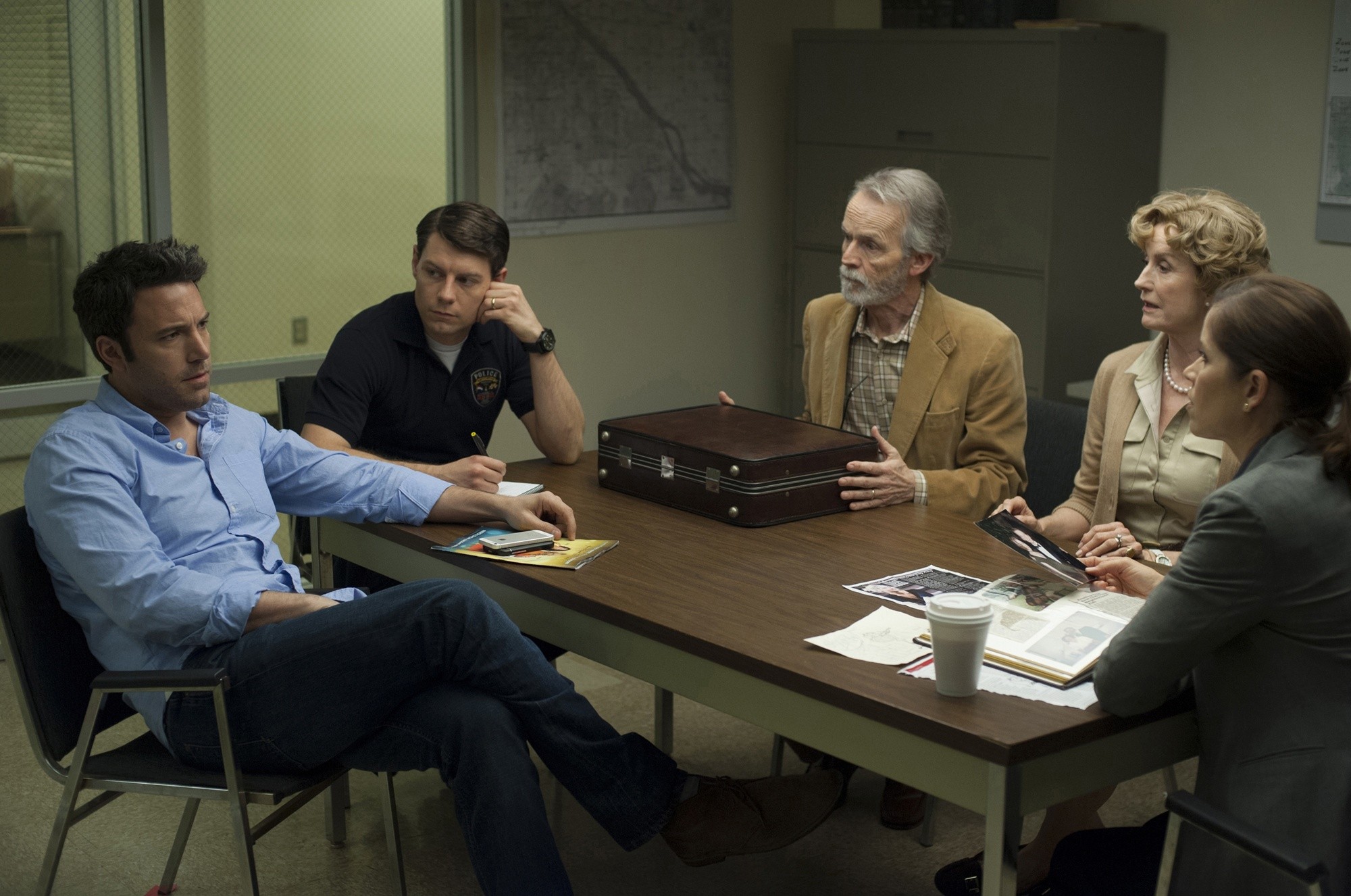 Movie Review Gone Girl Let s Do The Twist HuffPost